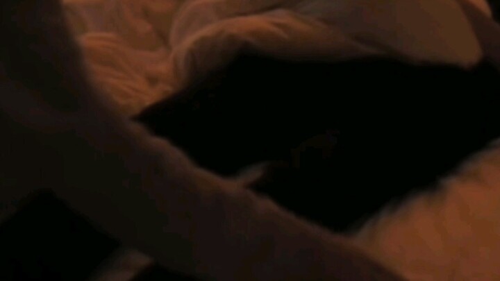 [Wen Xuan] “Be good… Don’t mess with my head anymore.”