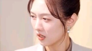 38.She can see three days ahead, saves a man by chance, and he falls hard and chases her nonstop!