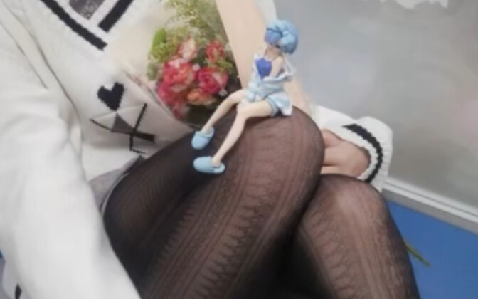 About letting my wife sit on my lap for photos