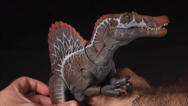 DINOSSAUROS VS GUNPLAS!