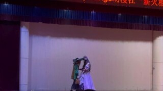 Cos fashion show - let the school animation club see the strength of Sister Jingying!