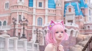 cute cosplay