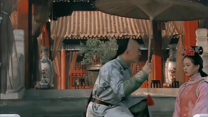 Only Fourteenth Prince remembered that Ruoxi loves hibiscus cakes.