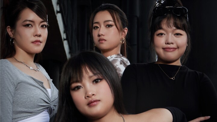 Hầu Ca thách thức người hâm mộ trải nghiệm bộ phim tình cảm lãng mạn giống như Tiểu Hoa