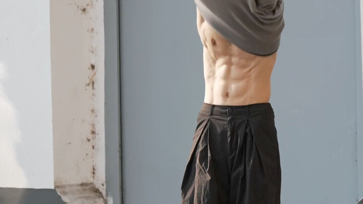 การเปลี่ยนชุดบนท้องถนน 5 — ฤดูหนาวนี้ อย่าแต่งตัวเหมือนยางรถยนต์อีกเลยนะคะ