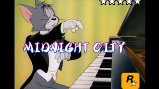让汤姆来弹奏R星的小曲 《Midnight City》