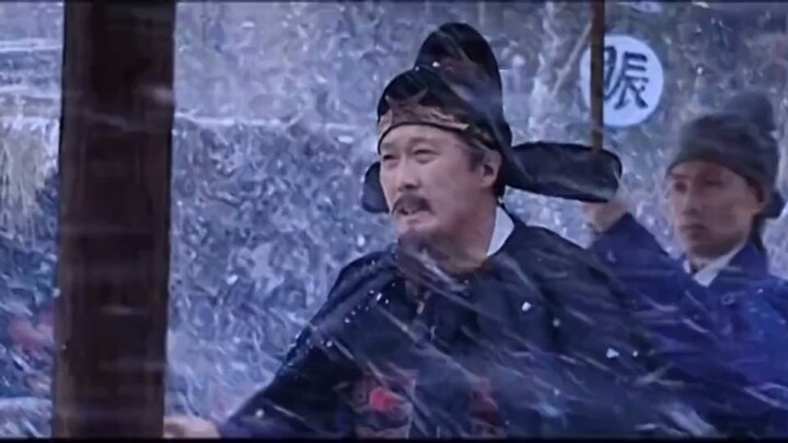 ไห่รุ่ยไม่ได้ไม่เข้าใจธรรมเนียมปฏิบัติของมนุษย์ แต่เขาเป็นคนที่มุ่งมั่นทำเพื่อชาติและประชาชนเท่านั้น