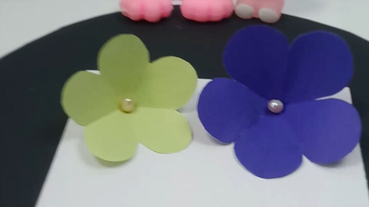 Transform Paper into Elegant Flowers: Quick DIY ✨ #papercraft #diy #shorts