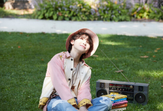 Who even knows how BSS’s comeback came about (in a chirping tone)?