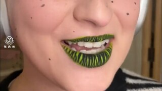 Sekali lagi, sejumlah riasan bibir dari dunia bawah!