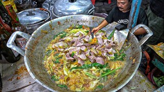 ANTRIAN MELUBER SAMPAI KE JALAN RAYA DEMI KRENGSENGAN KULIT YANG SATU INI??? warung bang aji