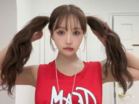 Yua dengan Dua Kuncir✔