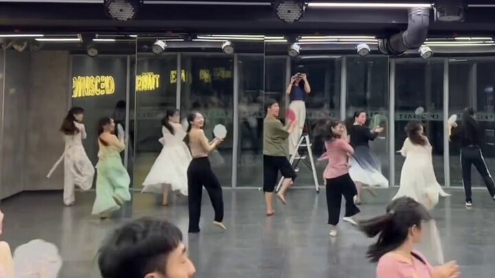 【Bai Xiaobai】Apakah Anda siap untuk pertemuan tahunan? Versi cermin koreografi "The Same Hairpin"