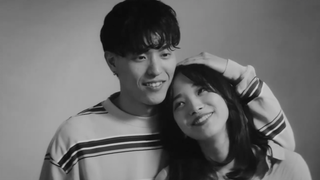 Quảng cáo tình cảm của bao cao su Nhật Bản: Bạn có thể nhận ra người yêu của mình chỉ qua cái nắm ta