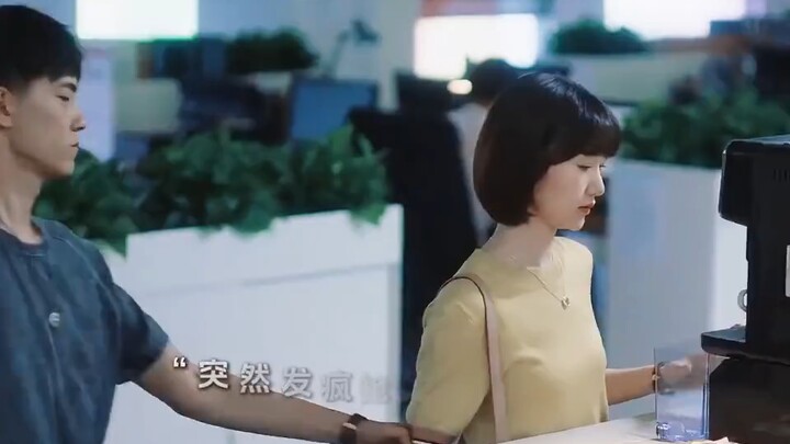 زوجتي تطاردها شباب صغار مباشرة بعد الطلاق.. الزوج السابق: هل بلغت سن الرشد؟