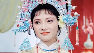 Who hasn't seen He Qing at the age of 20?! The playful and lively young actress of Yue Opera is so p
