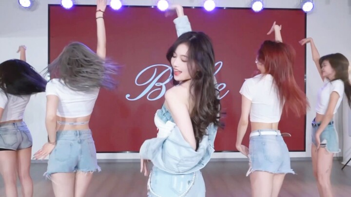 泫雅Babe好漂亮一个翻跳，太对味了！