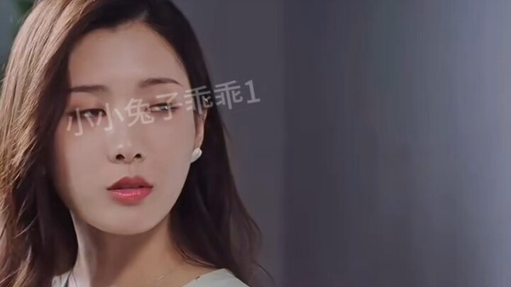 Cười bể bụng, mẹ này lại quên cạo râu rồi!