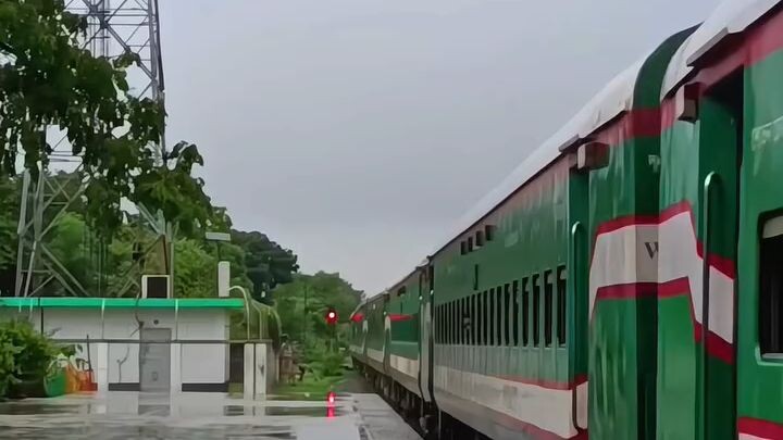 viral gohst train.....