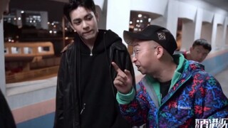 巨导说“一定要疯！”嗯，我们看到的确实很疯