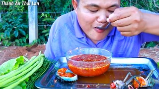 Thánh Ăn Thái Lan l ĂN MÓN CUA SỐNG GIÒN NGON