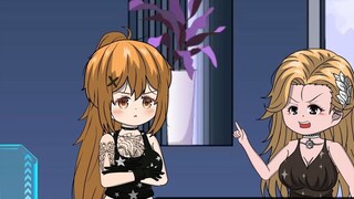 Dressed as the most timid weirdo in the horror game, but with the help of all NPCs, he ushered in th