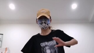 【تمرين يومي لمدة 4 دقائق】 أساسيات وتحسين حركات الساقين