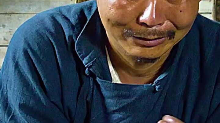 “ชีวิตเต็มไปด้วยการต่อสู้แย่งชิง แล้วจะมีใครบ้างที่ยังรักษาความเป็นตัวเองไว้ได้?”