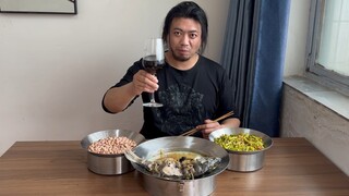 I made a plate that brings food to life.