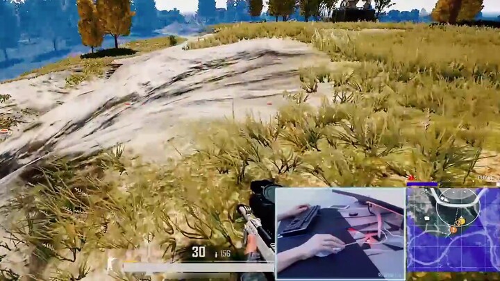 [Khớp Người Qua Đường số 18] Một nam neo ở nhà ga B đã ghép loa siêu trầm cho một anh người Pháp. Em