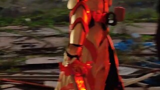 I took abstract cosplay shots every day and tried to shoot a feature film (the cover is not from the