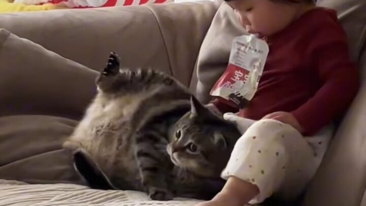 Hakimi’s Everyday Life with a Cute Kid