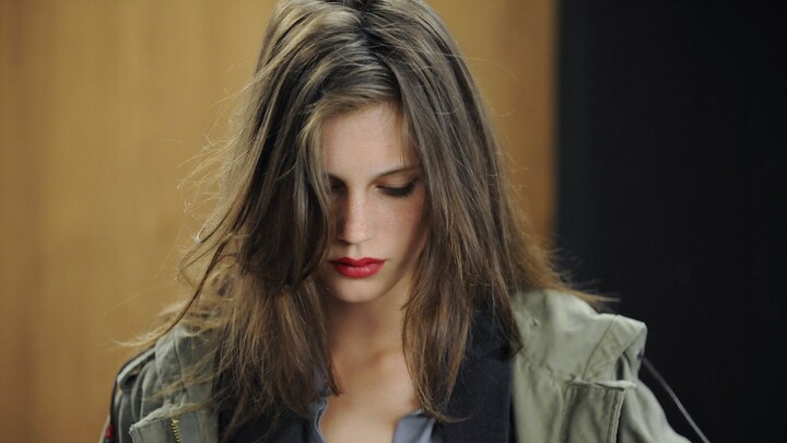 【قمر المشتري الرابع】 فتاة فرنسية تبلغ من العمر 17 عامًا تثبت نفسها بطريقة أخرى "جمال خلاب"