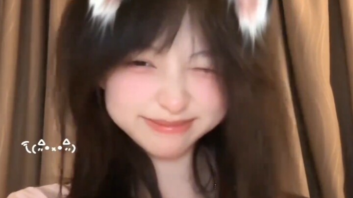 Ding-dong ding-dong~ menari~