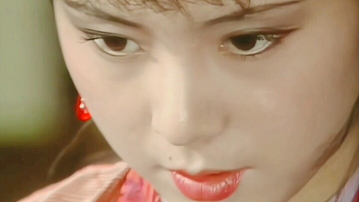 Although I am a little better looking than others, and I have no secret love with you, how can you i