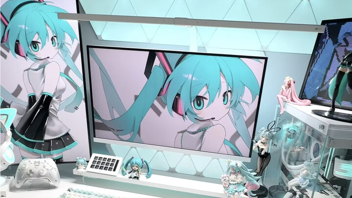 Đồ sưu tầm đau đớn của tôi về Hatsune Miku