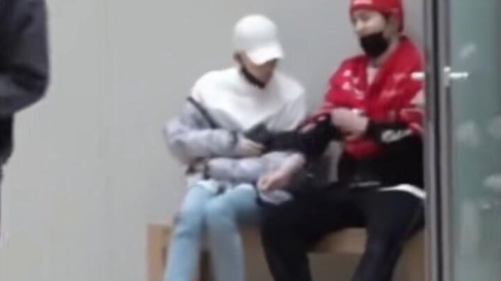 [Che Han] Che Han picking up his daughter from dance class～