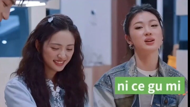 Wang Xingyue Cracks Up Dan Yichun and Shen Yue with Dongyang Dialect