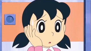 Doraemon: Nobita uses the handicap hat to make everyone the same as himself, and he puts it on Xiaos