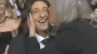 一吻之仇，22年再报不晚！