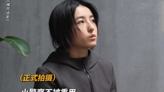张子枫成龙首次合作，一脚破门像极了小玉
