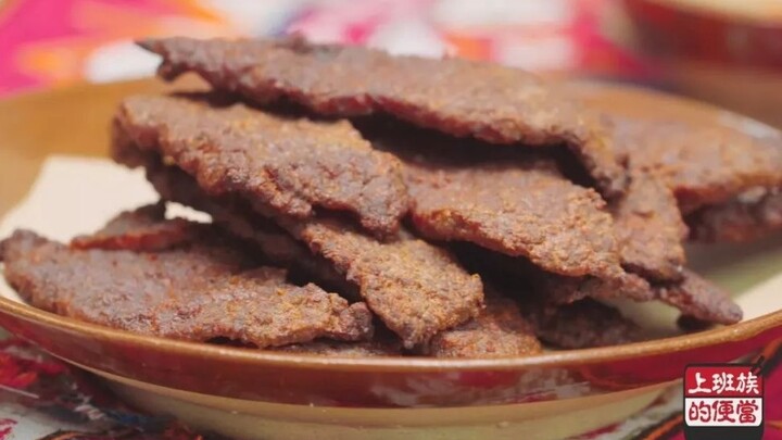Stock up on jerky before disaster strikes—here’s a quick recipe for beef jerky! √