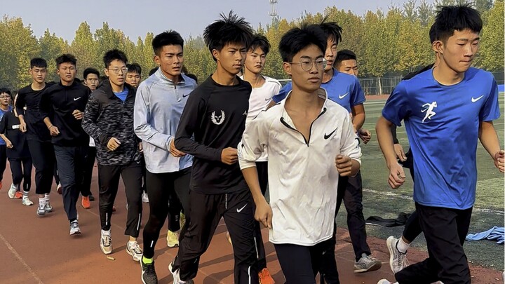 Latihan membutuhkan semangat dan suasana! Apakah kalian bisa mengerti dialek kami?