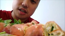 NEDERLANDSE ASMR EATING SOUNDS - SCHARZWÄLDER SCHINKEN SUSHI WRAP ROLLS #15 (DUTCH)