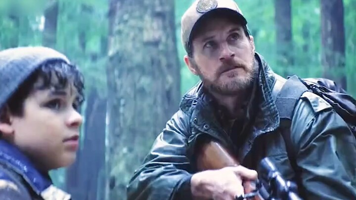 A father and son were in danger while hunting in the jungle and encountered the legendary werewolf