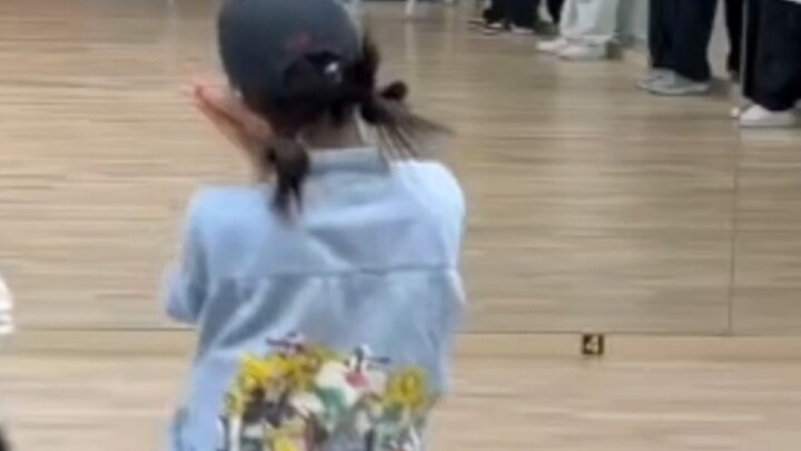 【Shin Yujin】Kept staring at these two little pigtails the whole time—help me... they're so cute ❤️