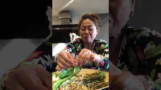 คลิป2ส้มตำต่อกับยายณีผีปอบคะพ่อลูกนอนเเล้ว