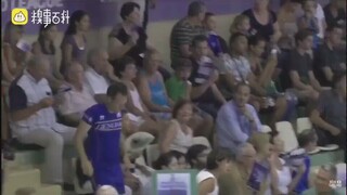 是个高手，丝毫没有破绽