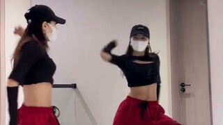 تحليل رقصة 7rings