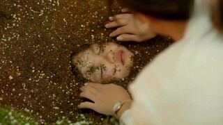 最新2019《世界奇妙物语》美女买下高价种子后 竟种出了死去的母亲！